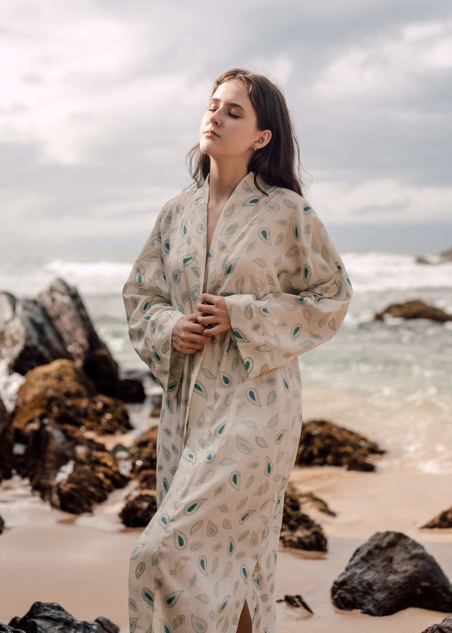Kimono (Teal Drops)